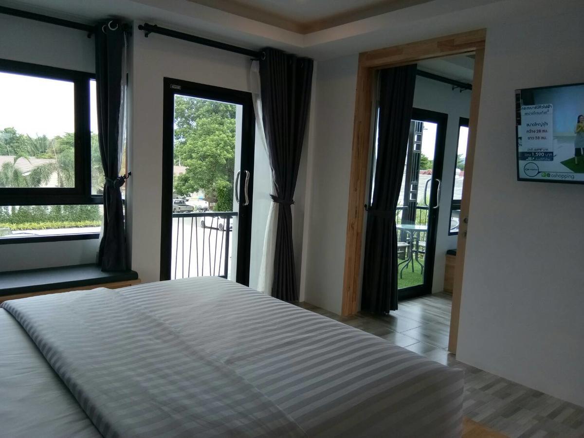 Sor Kor Sor Resort Саттахіп Екстер'єр фото